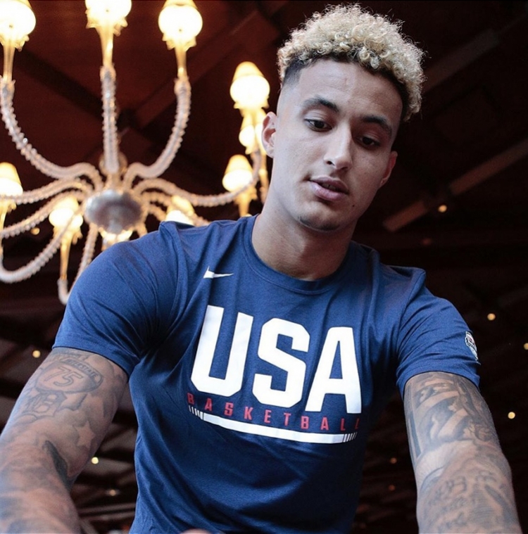 乌克兰世界杯梦想史：开局即巅峰与附加赛魔咒（乌克兰世界杯征途：初登高峰，难破附加赛魔咒）