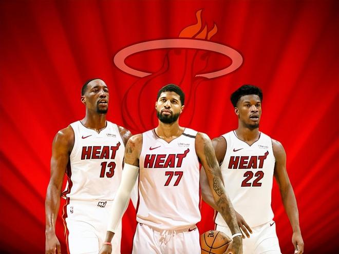 罗马诺：西蒙斯预计缺席莱比锡今日比赛，他已决定转投切尔西（罗马诺：西蒙斯或无缘莱比锡今战，已决定加盟切尔西）