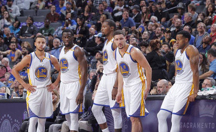 2280万买的恩里克砸手里？斯基拉：国米正找寻邓弗里斯的替补（花2280万买来难用？斯基拉：国米正物色邓弗里斯替身）