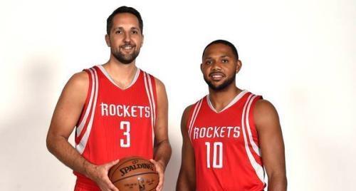 热火与活塞过去5次交手：4次分差3分以内，2次加时&2次绝杀（热火vs活塞近5战：4场胜负在3分内，2场加时、2次绝杀）