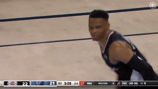 赫内斯：拜仁再次成为一座堡垒；孔帕尼像老母鸡一样保护球员（赫内斯：拜仁重铸堡垒气质；孔帕尼悉心护航球员）