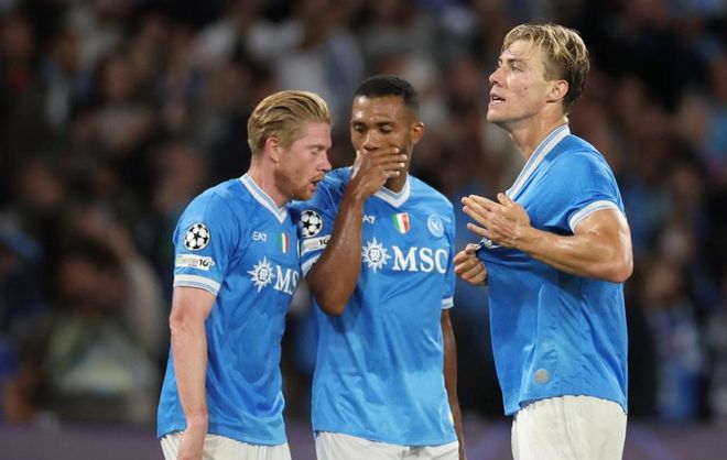 霍姆格伦单场20+命中率联盟第三，雷霆轻取太阳晋级杯赛四强（霍姆格伦砍下20+效率列联盟第三，雷霆轻取太阳挺进杯赛四强）