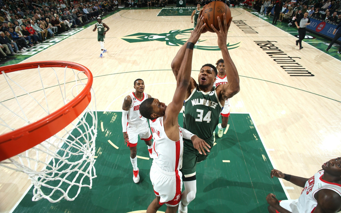 欧冠进球榜更新：梅西连续破门,（欧冠射手榜新变动：梅西连场破门）