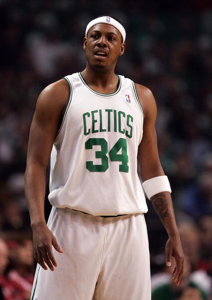 现在米兰是否会是联赛冠军头号热门？里奇：不能这么说（米兰是联赛夺冠头号热门？里奇回应：言之尚早）