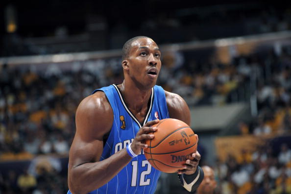 辽宁男篮王哲林末节关键表现（王哲林末节高光表现助力辽宁男篮）