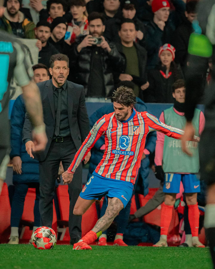 于帕：合同问题不会影响我；坎特让法国队的防守更有保障